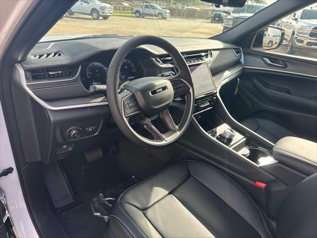 new 2025 Jeep Grand Cherokee L car, priced at $43,630