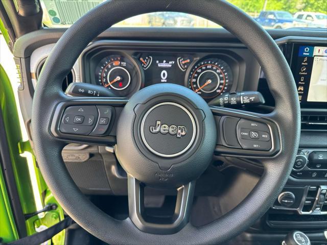 new 2025 Jeep Wrangler car, priced at $45,108