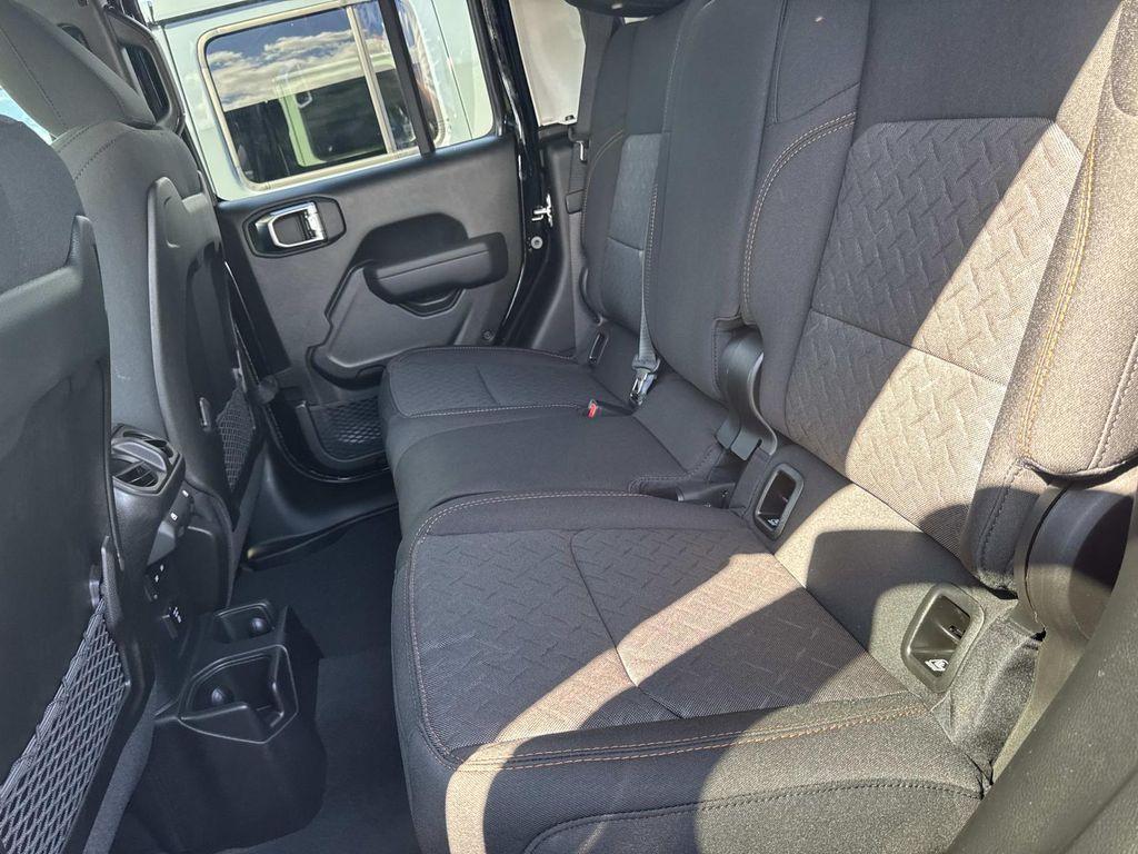 new 2025 Jeep Gladiator car, priced at $53,105