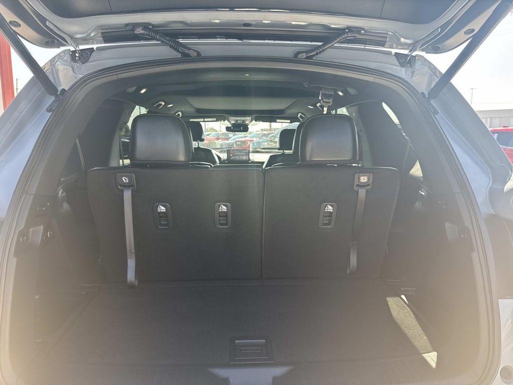 used 2024 Honda Pilot car, priced at $45,997
