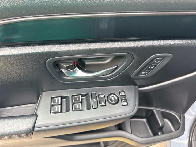 used 2025 Honda Pilot car, priced at $43,997
