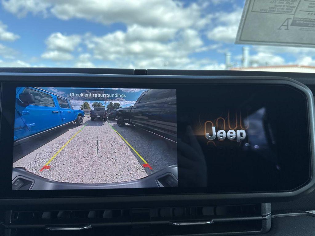 new 2025 Jeep Gladiator car, priced at $45,225