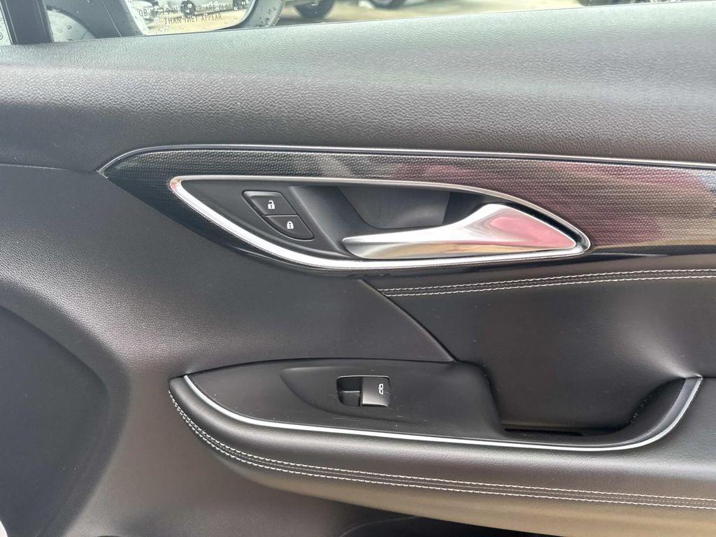 used 2022 Buick Envision car, priced at $22,997