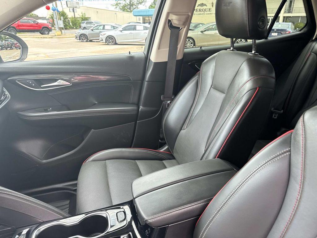used 2022 Buick Envision car, priced at $22,997