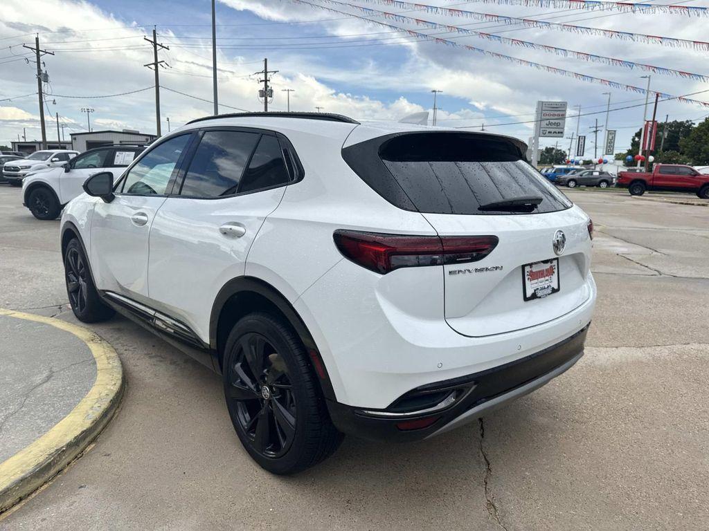 used 2022 Buick Envision car, priced at $22,997