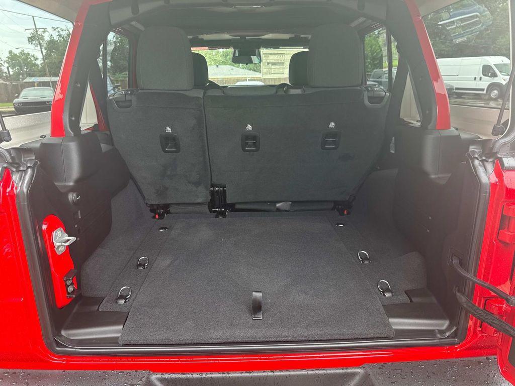 new 2025 Jeep Wrangler car, priced at $45,865