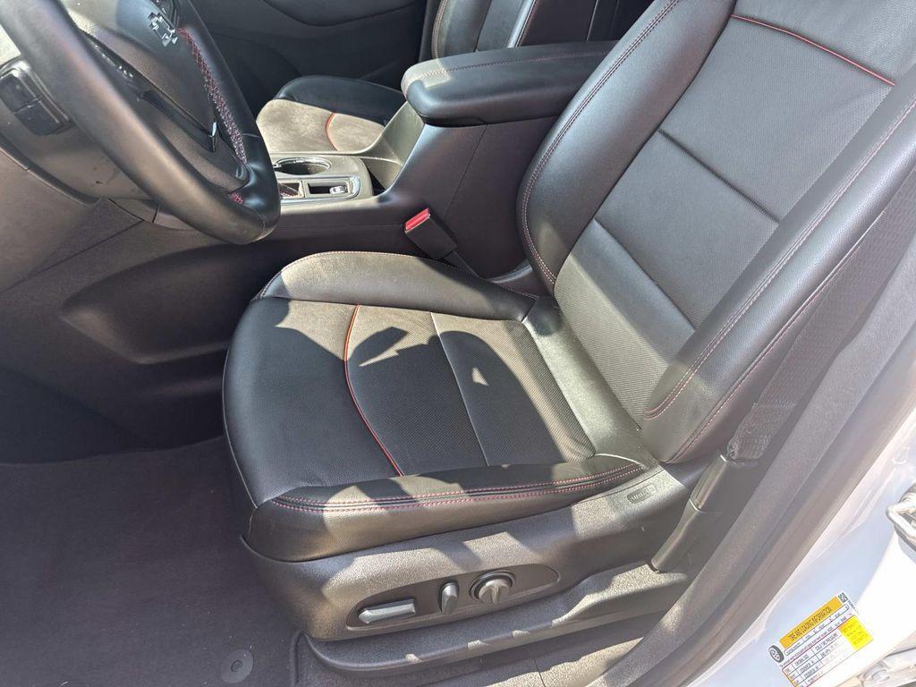 used 2024 Chevrolet Equinox car, priced at $28,997