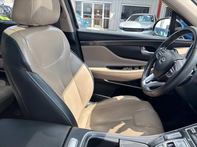 used 2021 Hyundai Santa Fe car, priced at $22,997