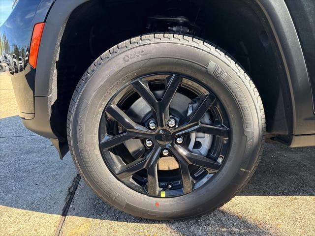 new 2025 Jeep Grand Cherokee L car, priced at $44,530