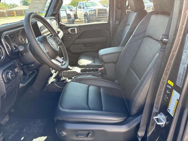 new 2025 Jeep Wrangler car, priced at $53,636