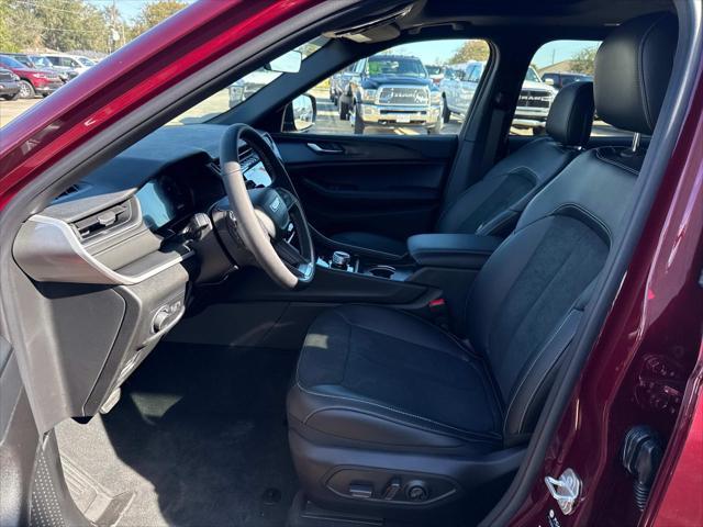 new 2025 Jeep Grand Cherokee L car, priced at $46,175