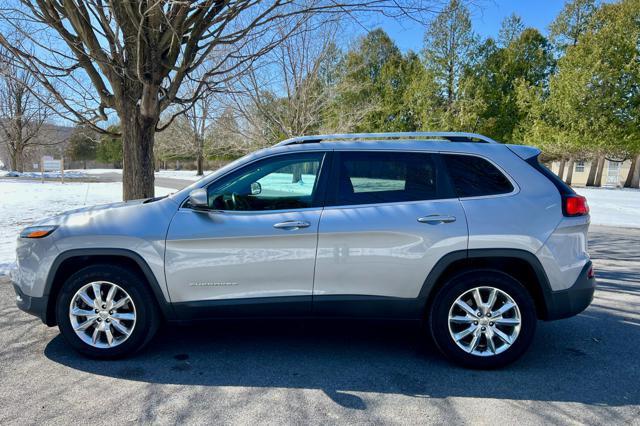 used 2017 Jeep Cherokee car, priced at $16,975