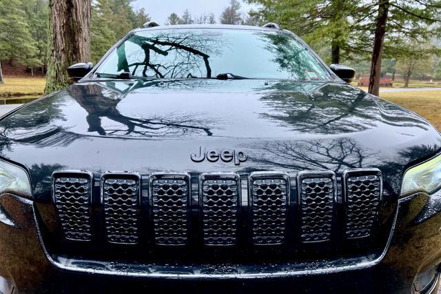 used 2019 Jeep Cherokee car, priced at $21,975