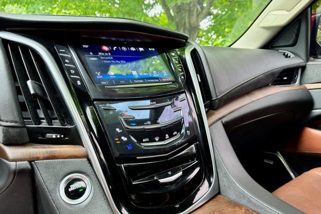 used 2020 Cadillac Escalade car, priced at $44,975