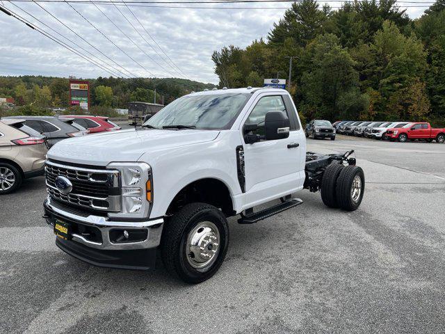 new 2024 Ford F-350 car, priced at $57,725