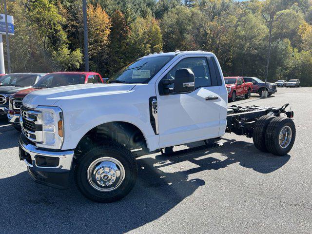 new 2024 Ford F-350 car, priced at $57,725