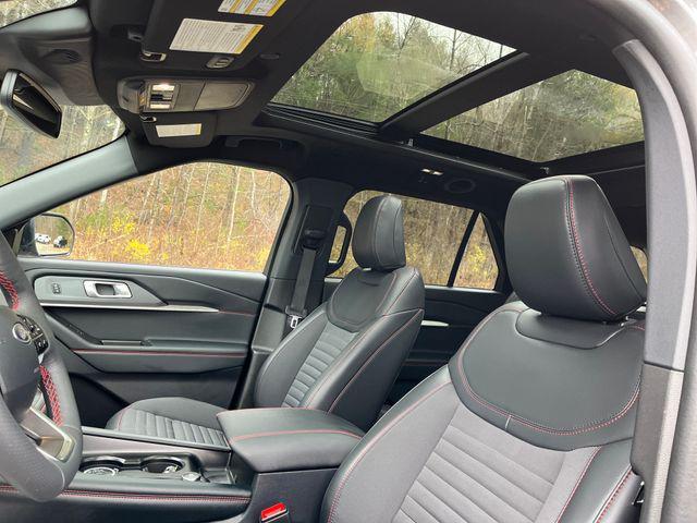 used 2025 Ford Explorer car, priced at $47,988