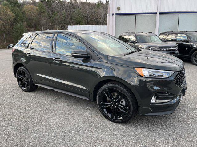 used 2024 Ford Edge car, priced at $43,988