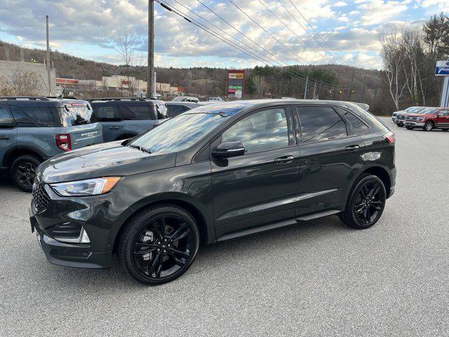 used 2024 Ford Edge car, priced at $43,988