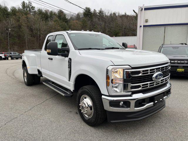 new 2024 Ford F-350 car, priced at $63,380