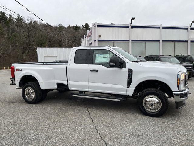 new 2024 Ford F-350 car, priced at $63,380