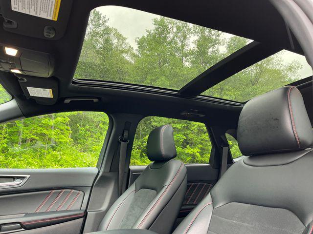 used 2022 Ford Edge car, priced at $30,488