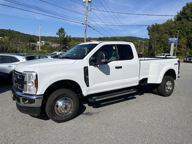 new 2024 Ford F-350 car, priced at $63,200