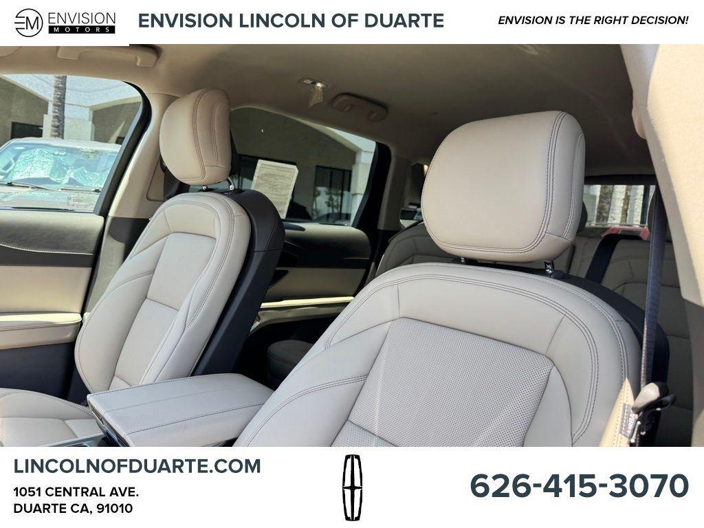 new 2025 Lincoln Nautilus car, priced at $53,235
