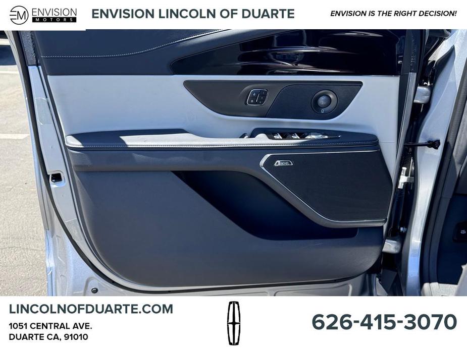 new 2024 Lincoln Nautilus car, priced at $60,220