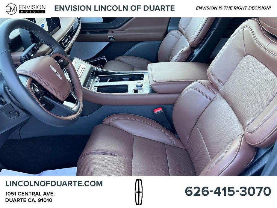 new 2025 Lincoln Aviator car, priced at $83,525