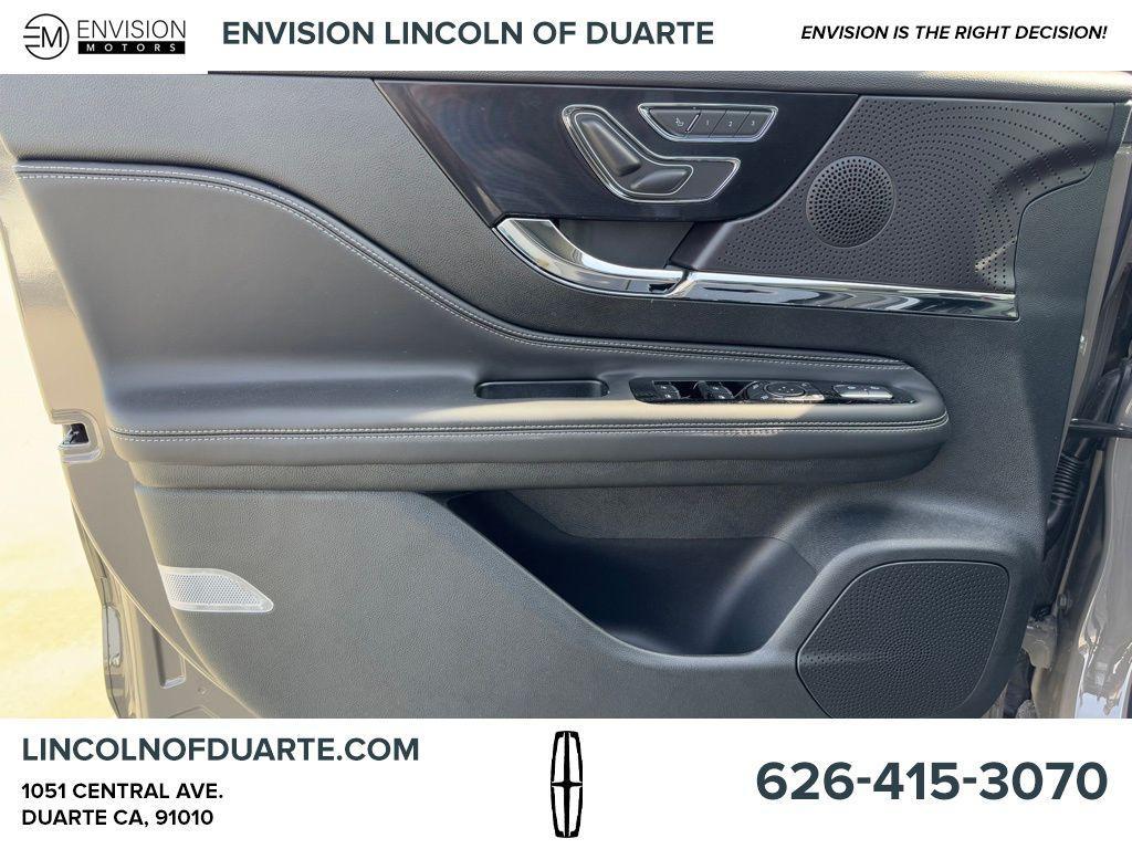 new 2025 Lincoln Corsair car, priced at $49,930