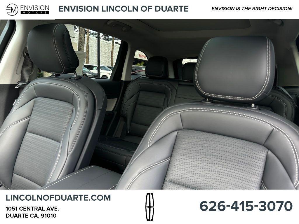 new 2025 Lincoln Nautilus car, priced at $65,455