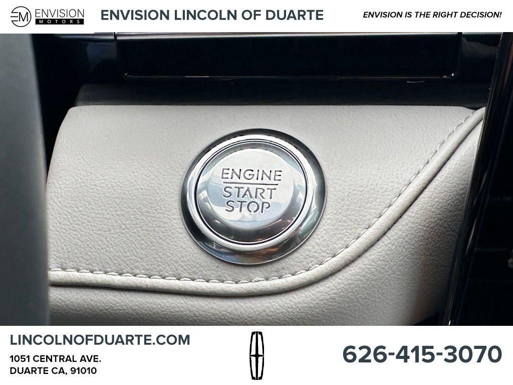 new 2025 Lincoln Nautilus car, priced at $65,455