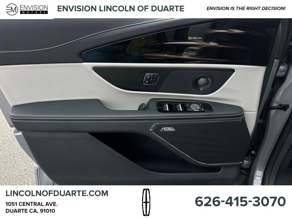 new 2025 Lincoln Nautilus car, priced at $65,455