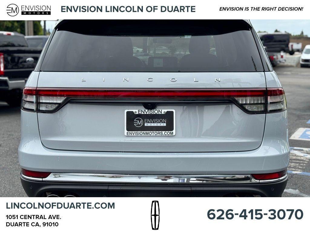 new 2025 Lincoln Aviator car, priced at $61,681
