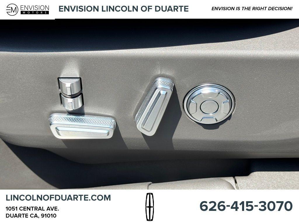 new 2025 Lincoln Nautilus car, priced at $86,225
