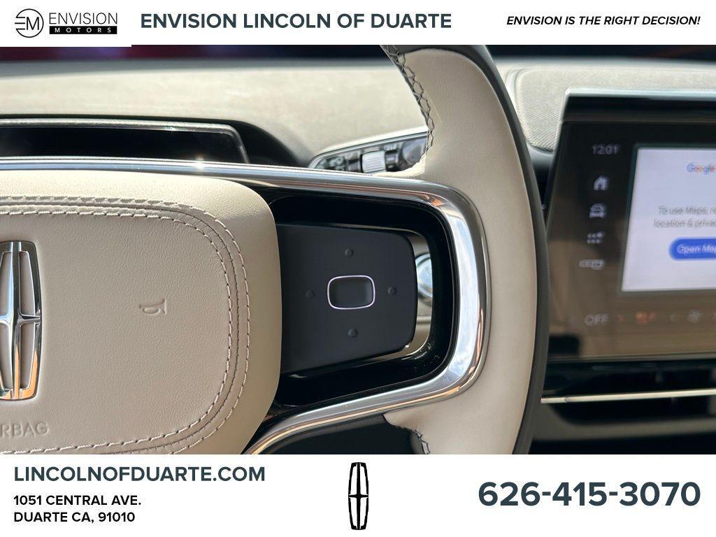 new 2025 Lincoln Nautilus car, priced at $65,205