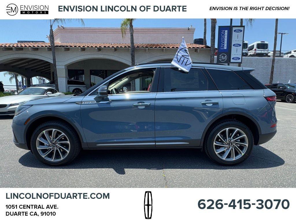 new 2025 Lincoln Corsair car, priced at $43,893