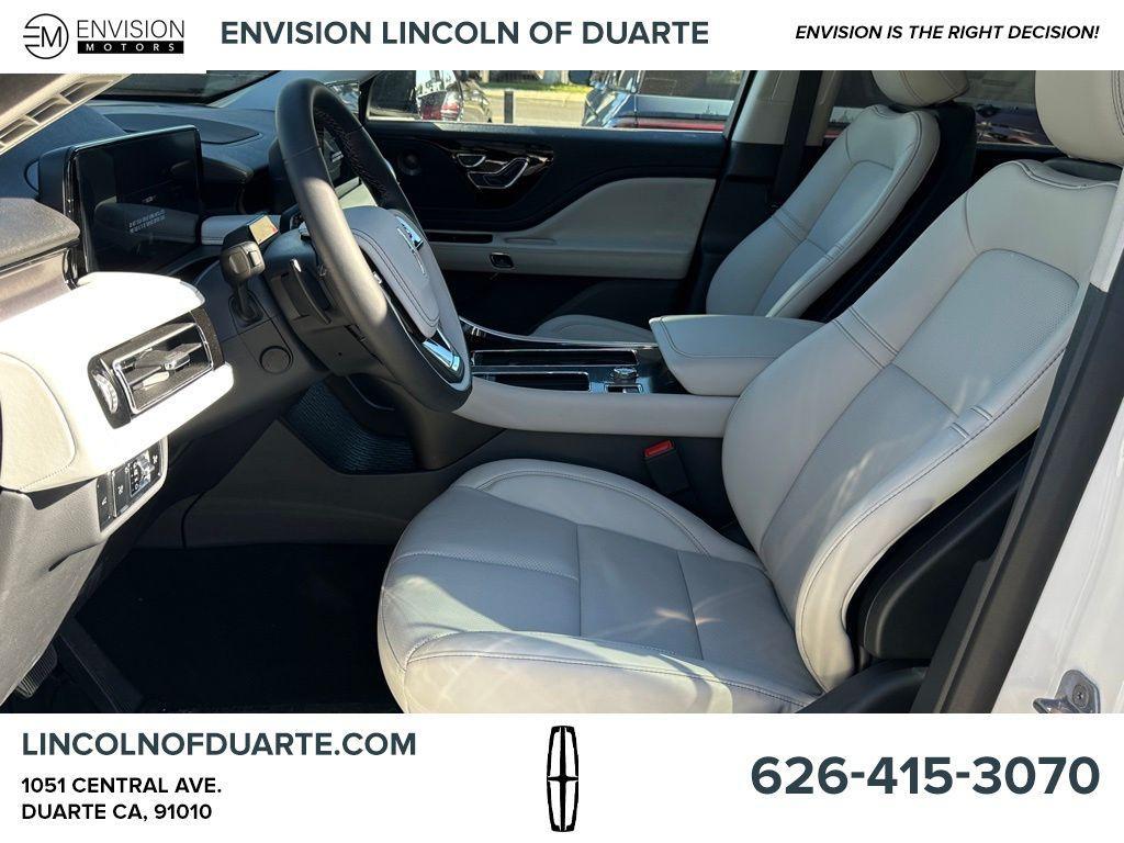 new 2025 Lincoln Aviator car, priced at $64,925