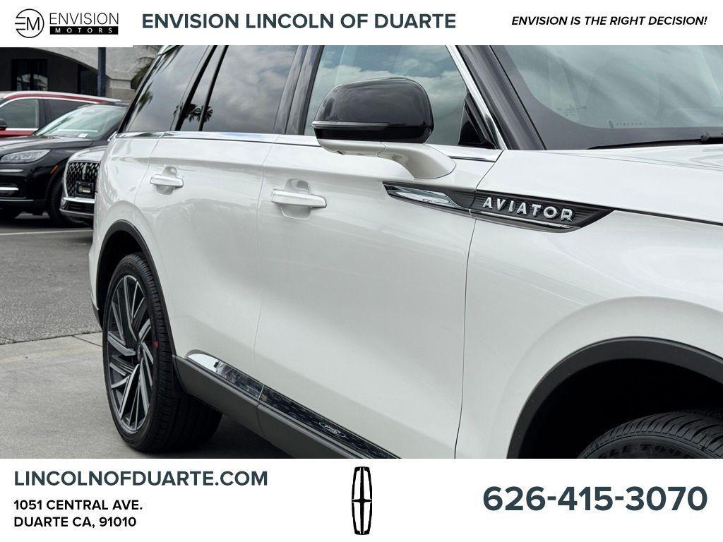 new 2025 Lincoln Aviator car, priced at $70,828