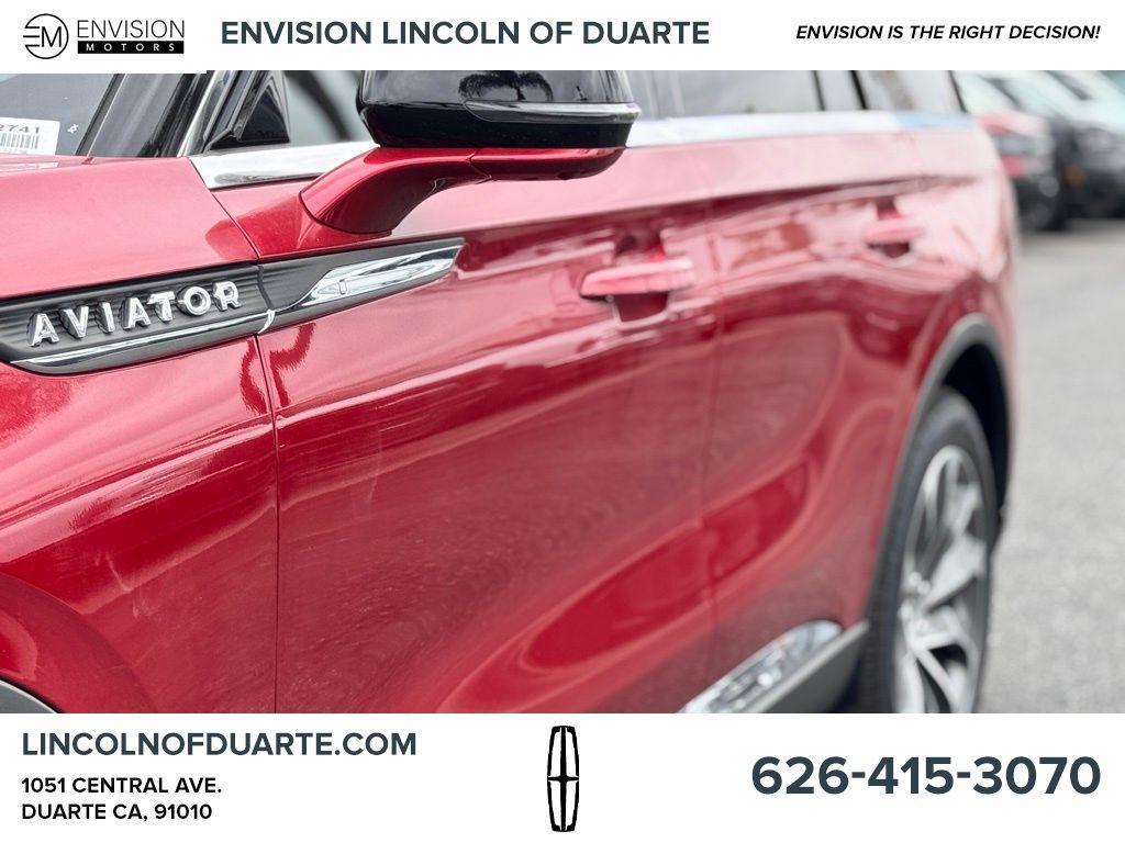 new 2025 Lincoln Aviator car, priced at $69,075