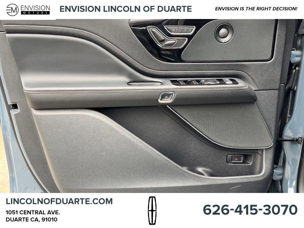 new 2025 Lincoln Aviator car, priced at $66,855