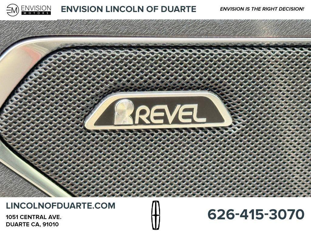 new 2025 Lincoln Nautilus car, priced at $57,423