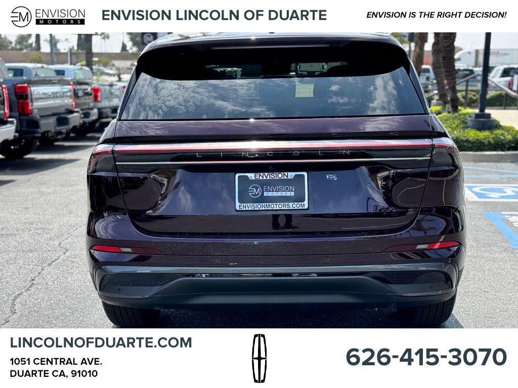 new 2025 Lincoln Nautilus car, priced at $57,423