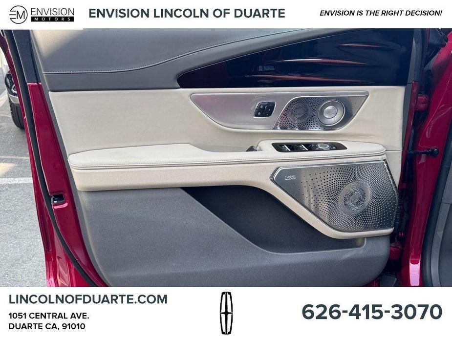 new 2025 Lincoln Nautilus car, priced at $69,560