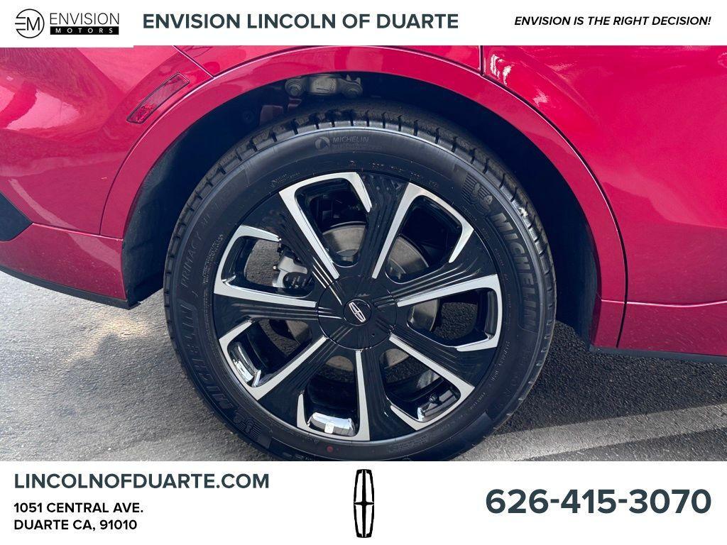 new 2025 Lincoln Nautilus car, priced at $69,560