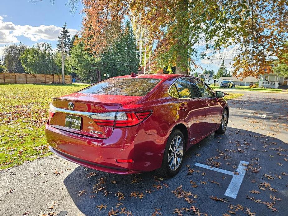 used 2017 Lexus ES 300h car, priced at $22,481