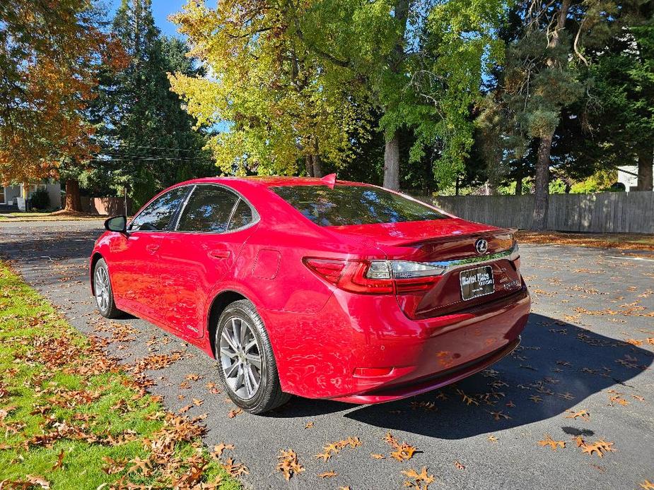 used 2017 Lexus ES 300h car, priced at $22,481