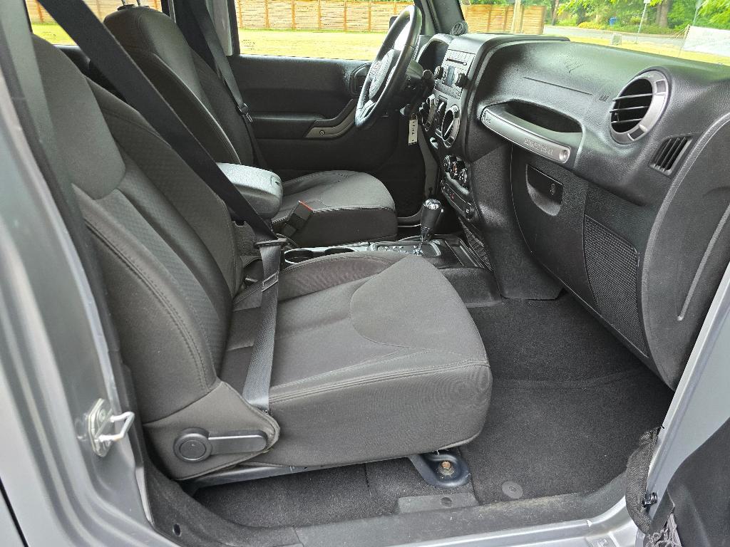 used 2014 Jeep Wrangler Unlimited car, priced at $20,881