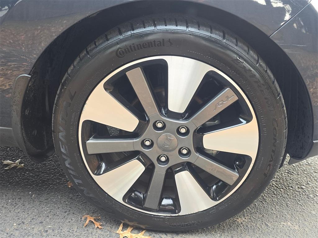 used 2016 Kia Soul car, priced at $10,881